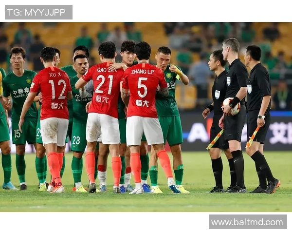 广州足球队荣登足球灵活性排行榜第五名展现出色竞技能力与团队合作精神